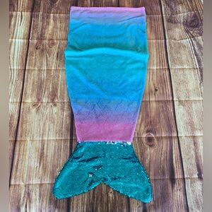 Unbranded Girl's Multicolor Sequin Tale Mermaid Tale Blanket